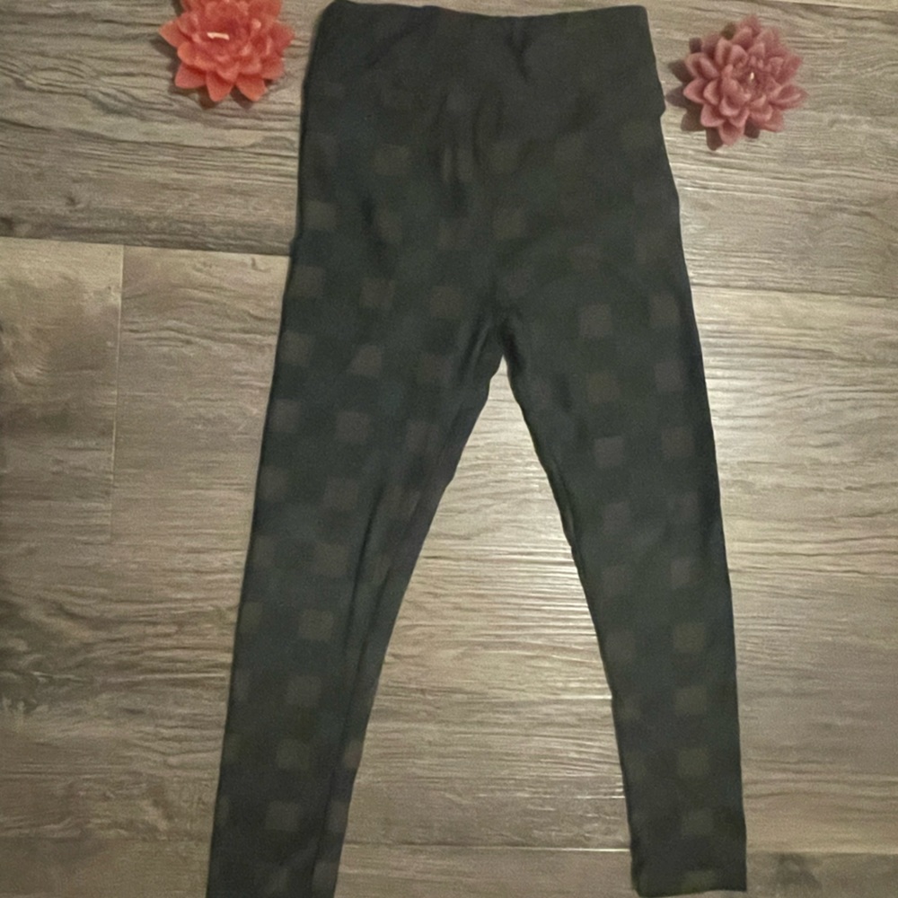 LuLaroe girls leggings size small / medium